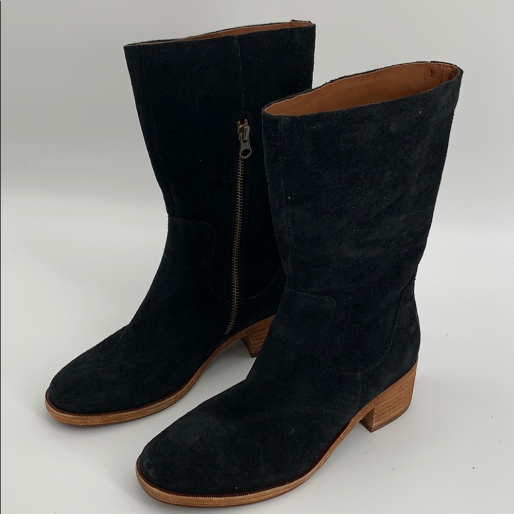 Korkease women’s 6 suede boots black side zip